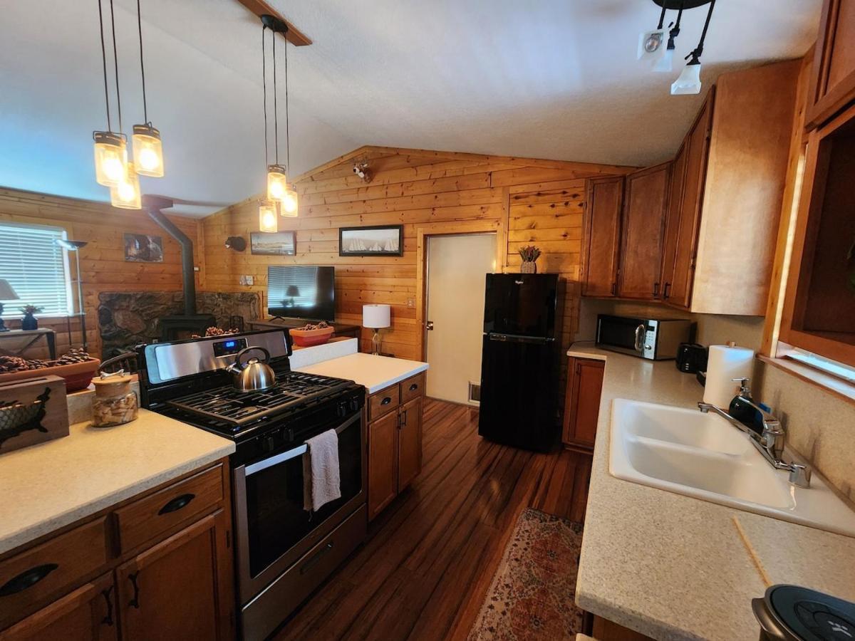 Bear Escapes II Affordable Luxury Cabin Sugarloaf Exterior foto
