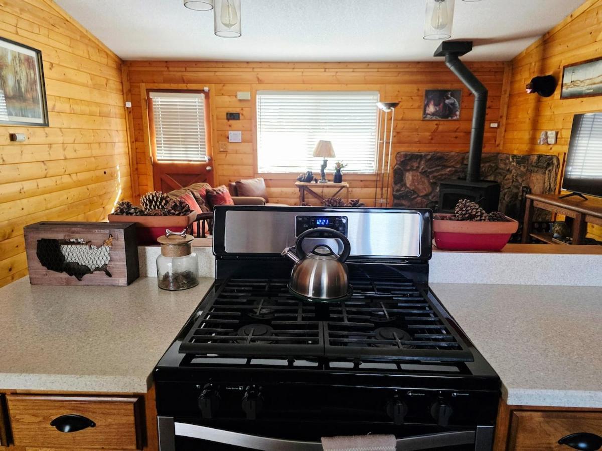 Bear Escapes II Affordable Luxury Cabin Sugarloaf Exterior foto